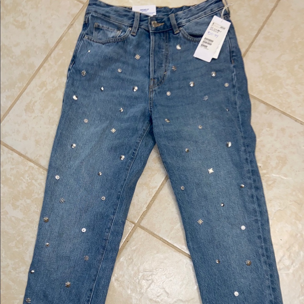 Never worn. Jeweled high waisted Zara denim
